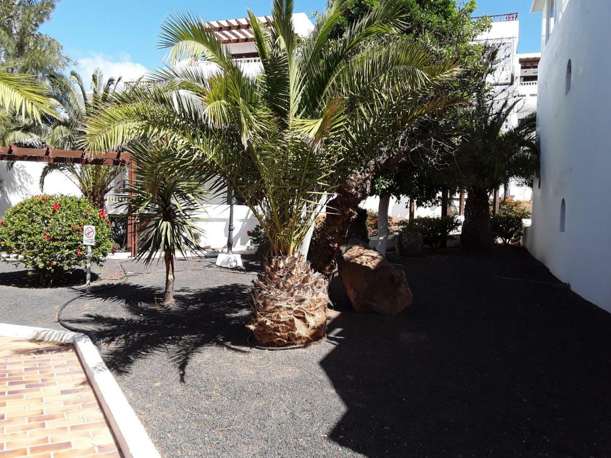 Ferienwohnung Le Parisien Costa Teguise Exterior foto