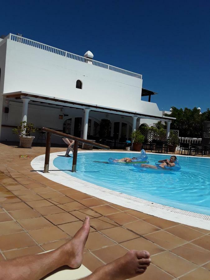 Ferienwohnung Le Parisien Costa Teguise Exterior foto